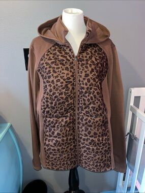 Tek gear Brown Leopard Print Hooded Puffer Jacket size 2xl